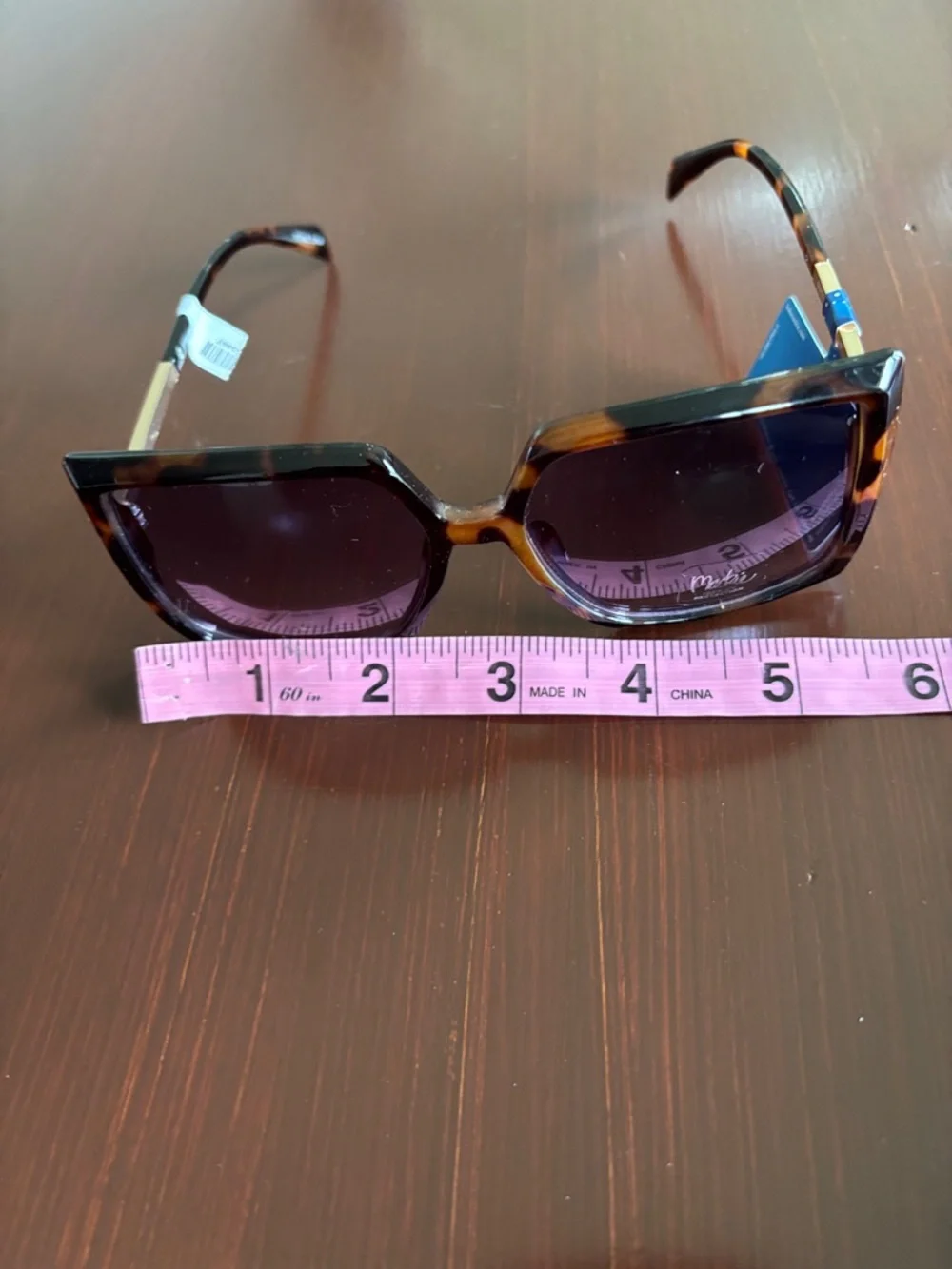 Mackie 100% UV protection Square/round tortoise shell,gold arms,pink lens - Picture 8 of 12